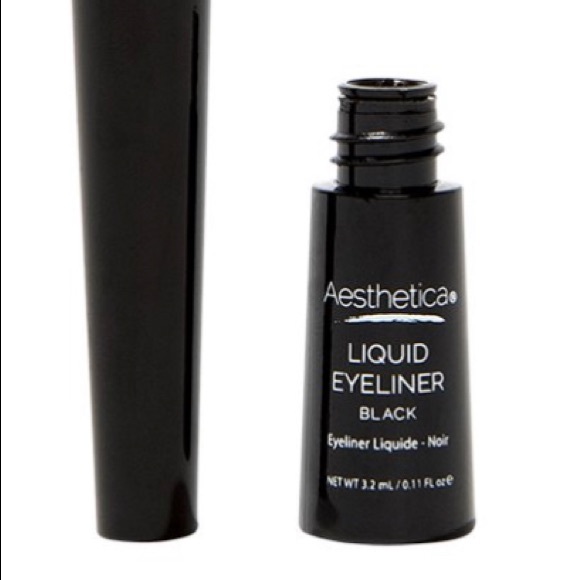 Aesthetica liquid eye liner - Picture 1 of 4